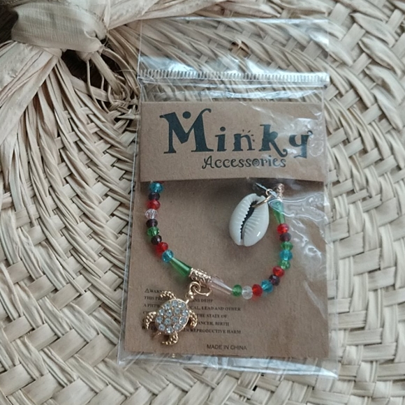 Beautiful Beachy Stretch Charm Bracelet w/๐ข&๐ - Picture 6 of 6